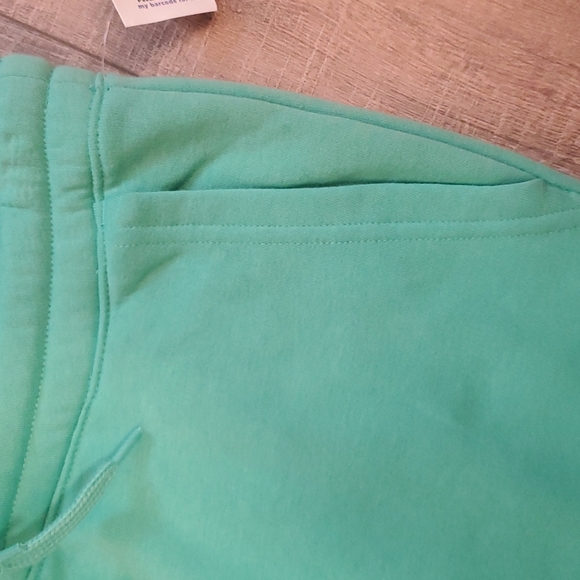 Kids Old Navy Sweatpants - Picture 2 of 4